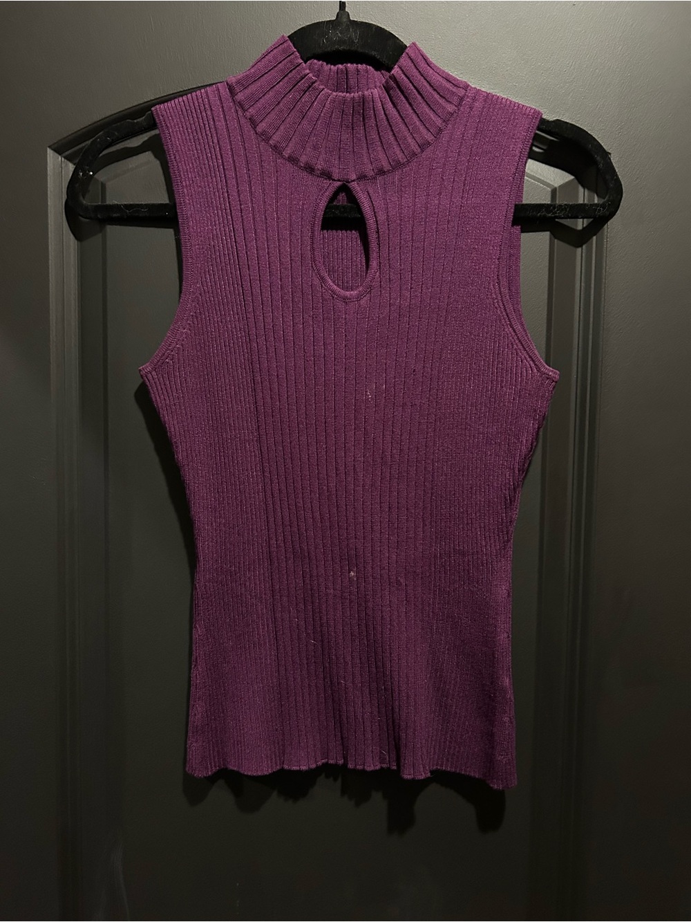 Sleeveless Ribbed Mock Neck Camisole with Keyhole - Purple